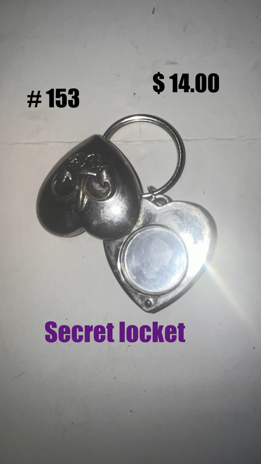 LOCKET # 153